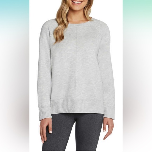 Max & Mia Sweaters - Max & Mia Light Gray Women's Seamfront Crew Neck Pullover Sweater